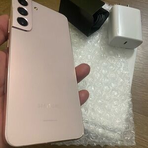 Samsung Galaxy S22 plus 128GB unlocked